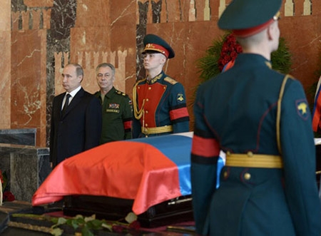 Putin tiễn biệt Kalashnikov