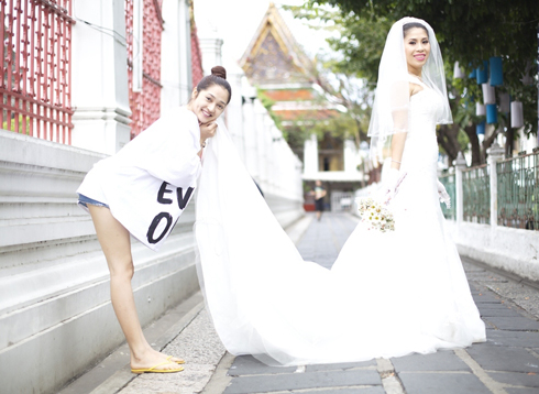 Quốc Thuận chụp ảnh cưới ở Thái Lan