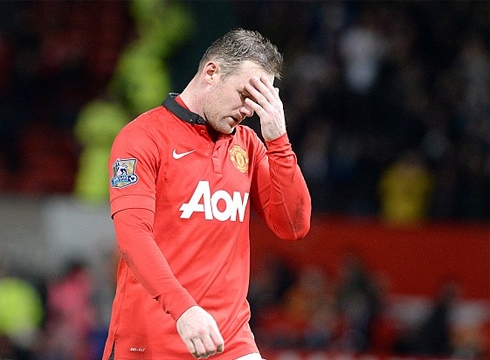 Rooney sang Ai Cập trị thương                                                   Ashley Cole hẹn hò siêu mẫu nóng bỏng