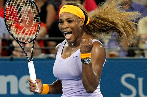 Serena củng cố vị trí số một thế giới bằng chức vô địch Brisbane                                                   Ông trùm bụng phệ âu yếm vợ trẻ siêu mẫu