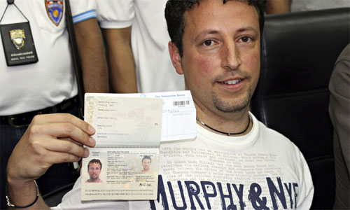 Thái điều tra vụ ăn cắp hộ chiếu lên máy bay Malaysia