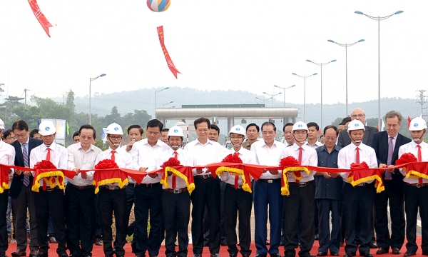 Thủ tướng Nguyễn Tấn Dũng dự lễ thông xe cao tốc Nội Bài – Lào Cai