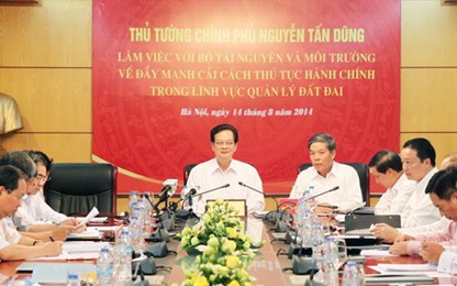 Thủ tướng Nguyễn Tấn Dũng làm việc với Bộ Tài nguyên và Môi trường vể cải cách thủ tục hành chính