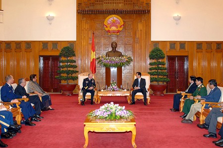 Thủ tướng Nguyễn Tấn Dũng tiếp chủ tịch hội đồng tham mưu trưởng liên quan Hoa Kỳ