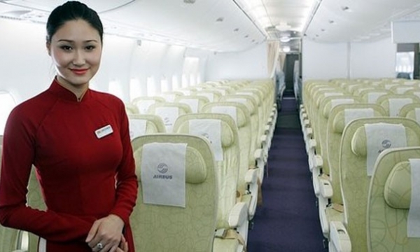 Tiếp viên hàng không: Những quy định ‘khó nhằn’ ở Việt Nam