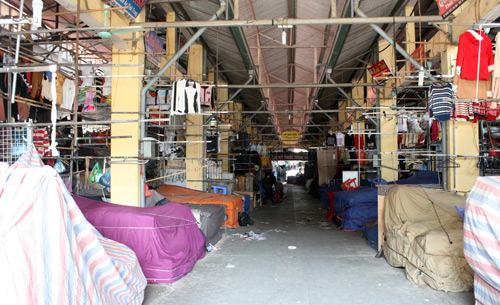 ​Tiểu thương đóng cửa chợ Ninh Hiệp, vây UBND xã