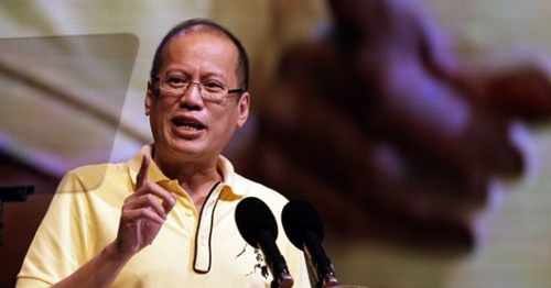 Tổng thống Philippines phản pháo truyền thông Trung Quốc