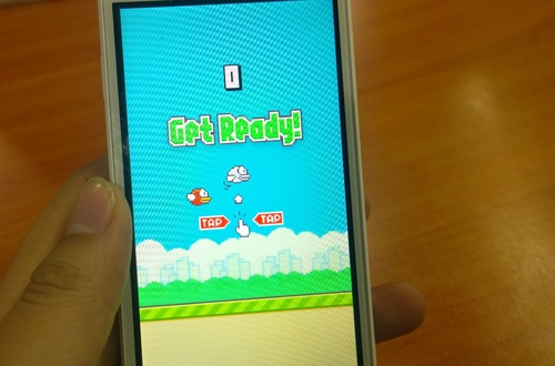 Tranh cãi quanh doanh thu tiền tỷ của Flappy Bird