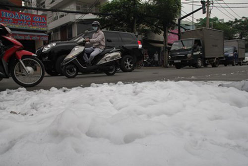 “Tuyết” lại xuất hiện giữa phố Sài Gòn