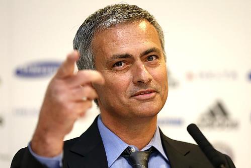 Về Chelsea là thương vụ tệ nhất 6 năm nay của Mourinho                                                   Nữ MC U40 bị yêu cầu giảm độ sexy
