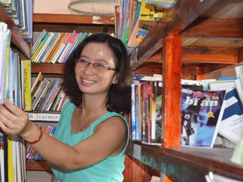 Việt Hà sẽ kiện nếu Hồng Phước không thừa nhận ‘đạo thơ’