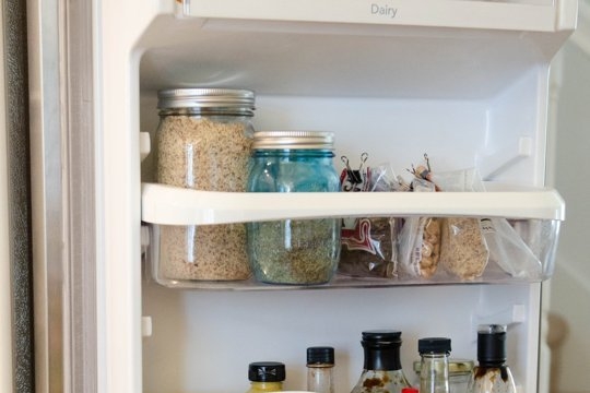 Cách bảo quản thực phẩm và sắp xếp tủ lạnh khoa học
