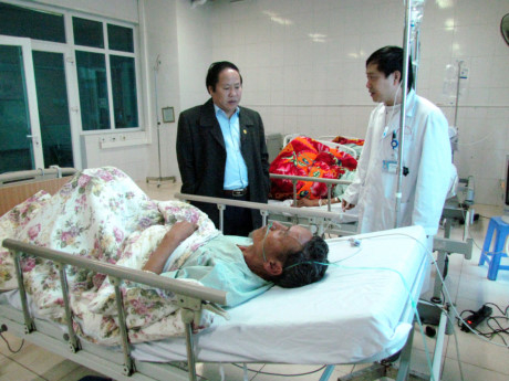 Lai Châu: Vụ ngộ độc do ăn uống tại đám tang, thêm 1 người tử vong