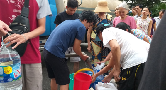 Hà Nội: Nước sạch sông Đà đã an toàn, có thể ăn uống