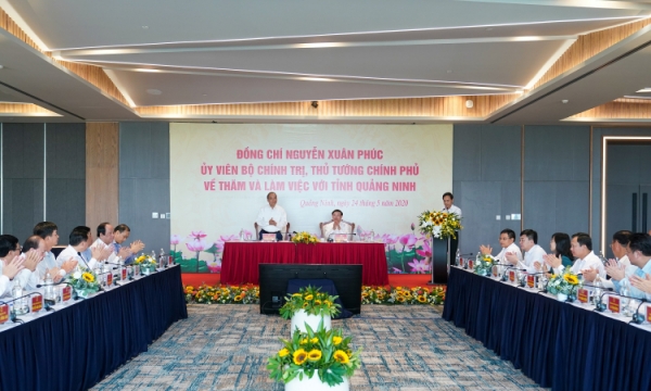 Thủ tướng Nguyễn Xuân Phúc làm việc với lãnh đạo chủ chốt tỉnh Quảng Ninh 