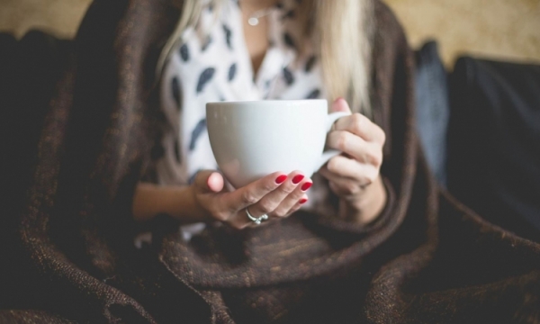 Trà xanh và cà phê: Thức uống nào tốt cho sức khỏe hơn?