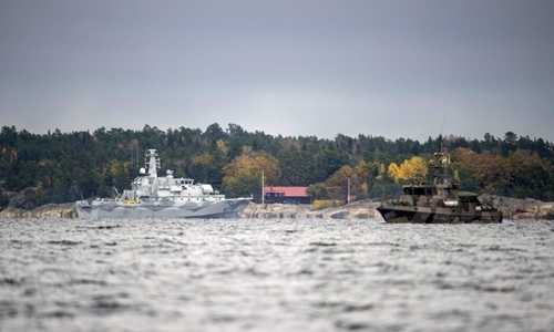 Thụy Điển tuyên bố sẵn sàng dùng vũ lực với vật thể bí ẩn