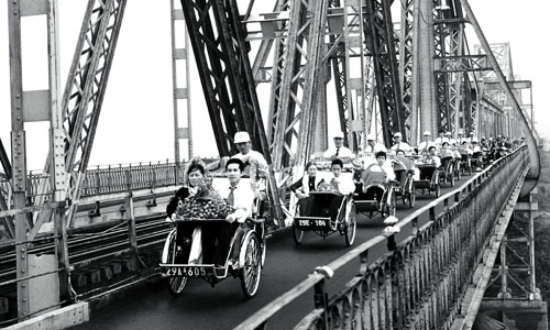 Hà Nội đề xuất tu sửa cầu Long Biên để trở thành cầu đi bộ đẹp nhất thế giới