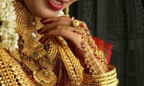 Cô dâu 'vàng' trong lễ cưới ở Ấn Độ