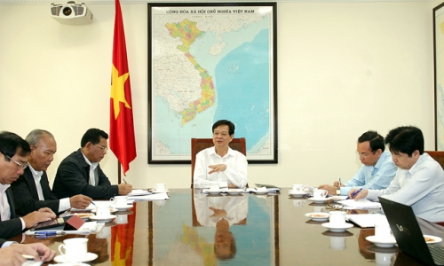 Thủ tướng Nguyễn Tấn Dũng làm việc với lãnh đạo Tỉnh Đắk Lắk 