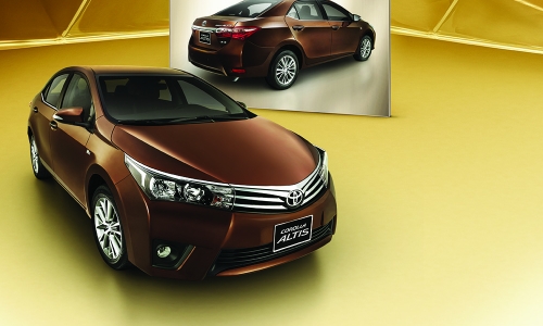 Doanh số bán hàng của Toyota tăng 51% 