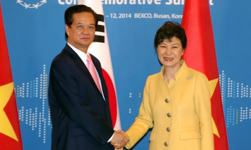 Thủ tướng Nguyễn Tấn Dũng hội đàm với Tổng thống Hàn Quốc Park Geun-Hye