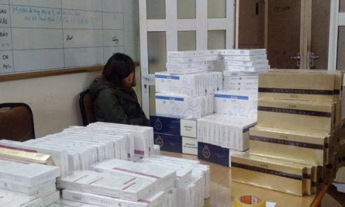 Cảnh sát thu giữ gần 3000 bao thuốc lá nhập lậu 