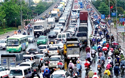 Có thật sang 2015 giá ô tô ở Việt Nam sẽ giảm cả trăm triệu?