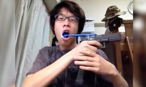 Thiếu niên Nhật Bản phát minh bàn chải đánh răng từ súng