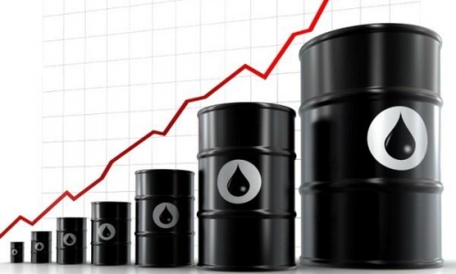 Giá dầu bất ngờ đổi chiều tăng bật trở lại 