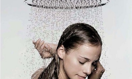 Lợi ích của việc tắm nước lạnh đối với sức khỏe con người