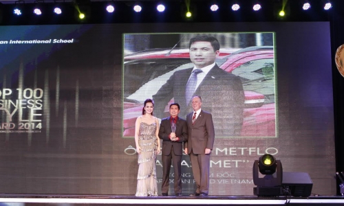 Lãnh đạo Ford Việt Nam được vinh danh Phong cách Doanh nhân 2014