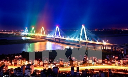 Đêm giao thừa cấm phương tiện qua cầu Nhật Tân