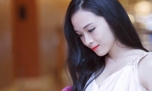 Cận cảnh nhan sắc hoa hậu người Việt bị bắt vì lừa đảo