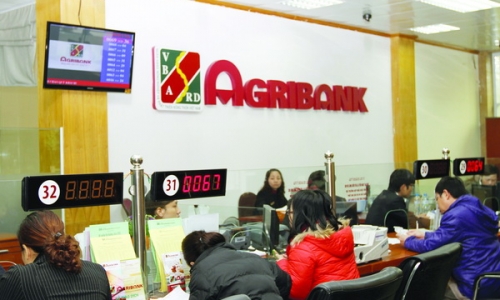 Viết tiếp vụ khách hàng Agribank Mạc Thị Bưởi “kêu cứu”: Uy tín Agribank Mạc Thị Bưởi đang…“lao dốc”
