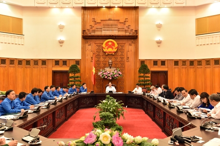 Thủ tướng Nguyễn Tấn Dũng làm việc với TW Đoàn TNCSHCM