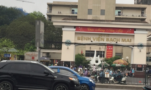 Dân gặp khó khám bệnh qua thẻ ATM Vietinbank: Kỳ2 – Bệnh viện Bạch Mai giải thích chưa thuyết phục