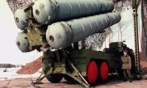 Nga bỏ lệnh cấm bán tên lửa S-300 cho Iran