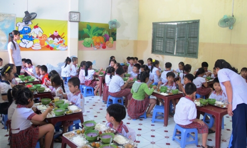 Tăng cường đảm bảo an toàn thực phẩm tại trường học