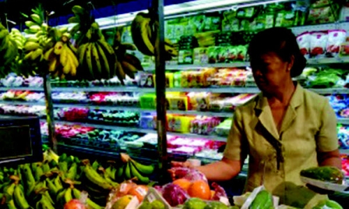 Từ chợ đến siêu thị: Giá hàng thực phẩm ổn định những ngày cận Lễ 