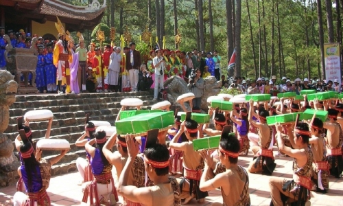 Giỗ tổ Hùng Vương: Biểu tượng văn hóa tâm linh của Việt Nam 