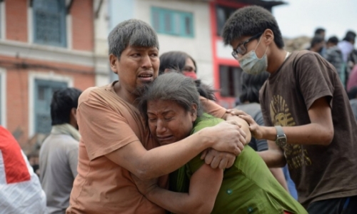 Tin mới nhất vụ động đất Nepal: Hơn 6.000 người thương vong