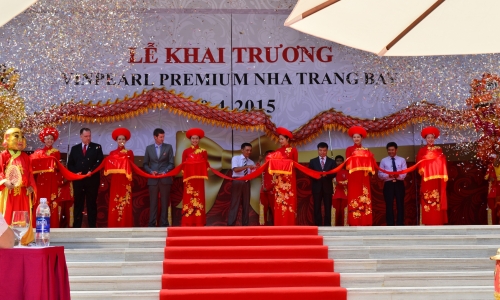 Vingroup xác lập 2 kỷ lục mới tại Vinpearl Premium Nha Trang Bay