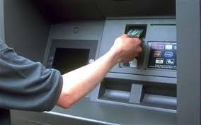 Những tình huống 'dở khóc' với thẻ ATM 
