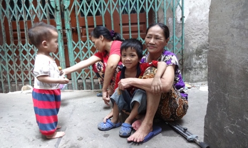Cháy khu nhà tạm hồ Linh Quang: Hàng chục lao động nghèo trắng tay