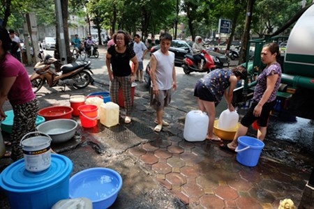 Công ty nước sạch: Người Hà Nội sẽ có đủ nước sạch trong mùa hè?