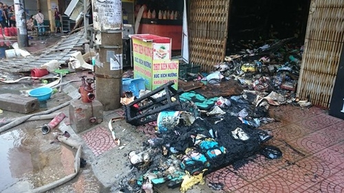 Hà Nội: Cháy chợ Phùng Khoang, một người tử vong