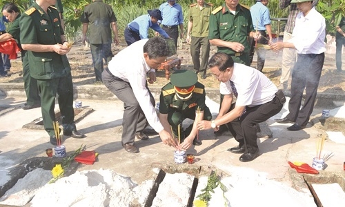 Nhiều hài cốt liệt sĩ quân tình nguyện, chuyên gia Việt Nam hy sinh tại Lào được đưa về nước