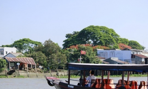 Du lịch Việt: Khổ từ tài xế đến nhà vệ sinh