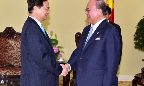 Thủ tướng tiếp cố vấn đặc biệt Liên minh nghị sĩ hữu nghị Nhật - Việt
